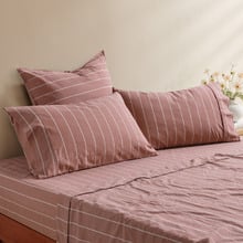 Zinnia Yarn-Dyed Washed Cotton Standard Pillowcases (Set of 2)